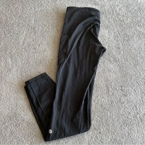 Lululemon black leggings with pockets size 8